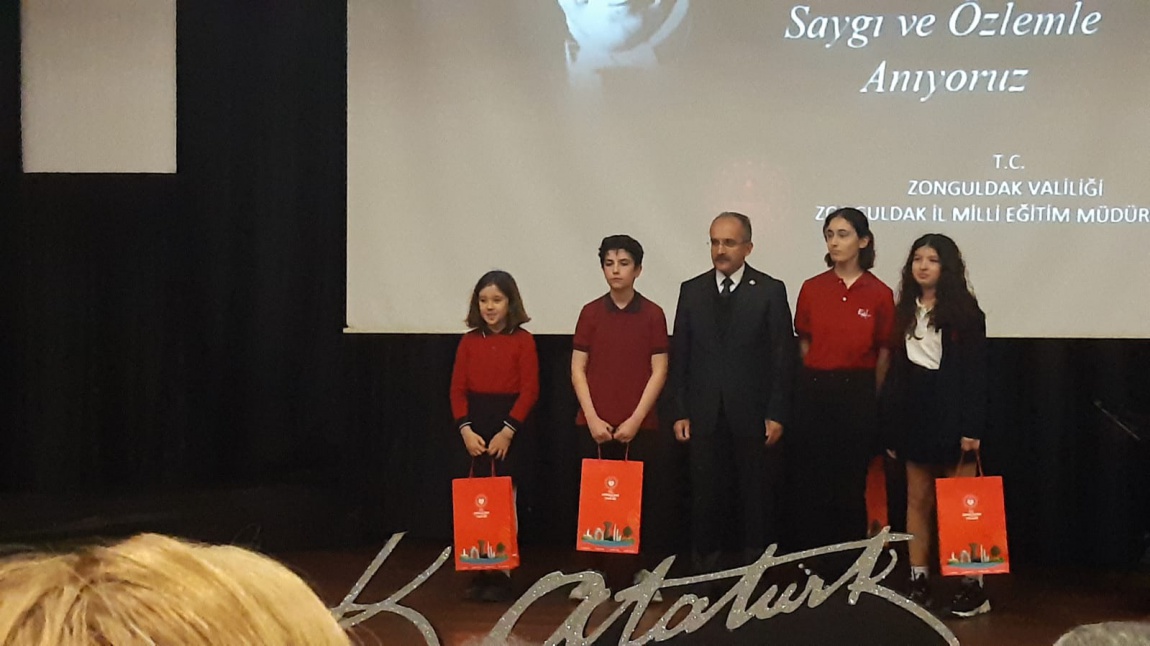 10 Kasım Atatürk'ü Anma Günü ve Atatürk Haftası kapsamında düzenlenen şiir yarışmasındaki başarımız
